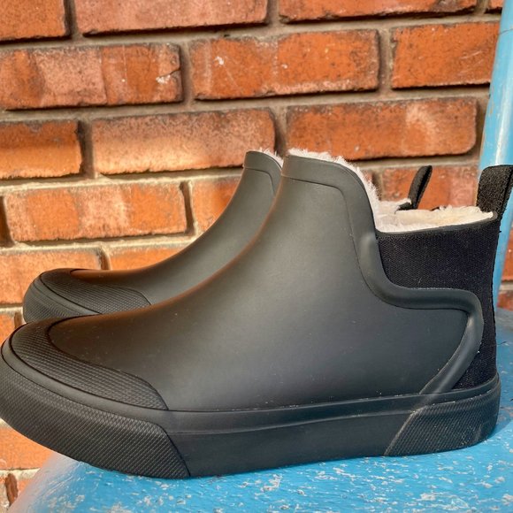 Tretorn Rain and Winter Boots - Picture 1 of 7